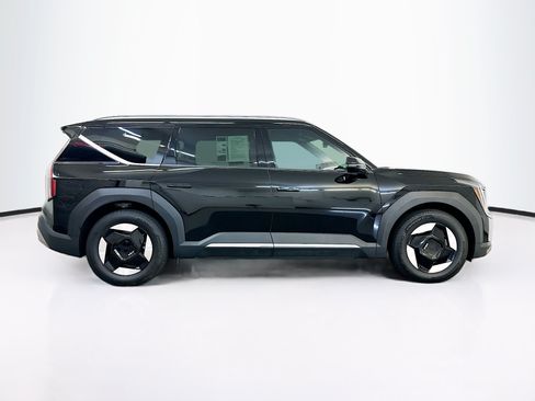 Used 2024 Kia EV9 Wind AWD/4WD image 10