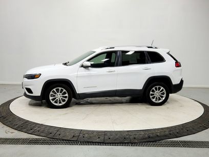 Used 2019 Jeep Cherokee Latitude w/ Popular Appearance Group