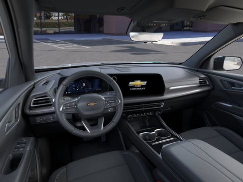 New 2026 Chevrolet Traverse LT w/ Driver Confidence Package image 15