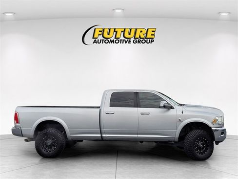 Used 2016 RAM 2500 Laramie image 4