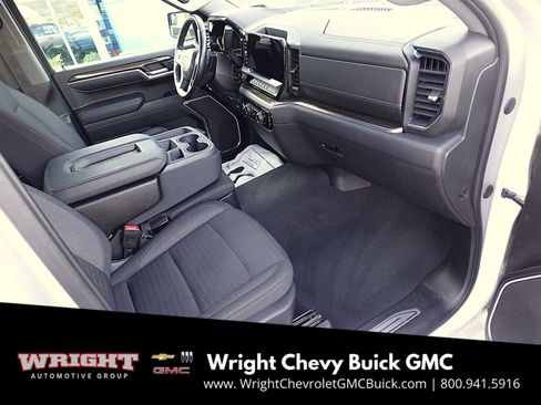 Used 2022 Chevrolet Silverado 1500 LT image 29