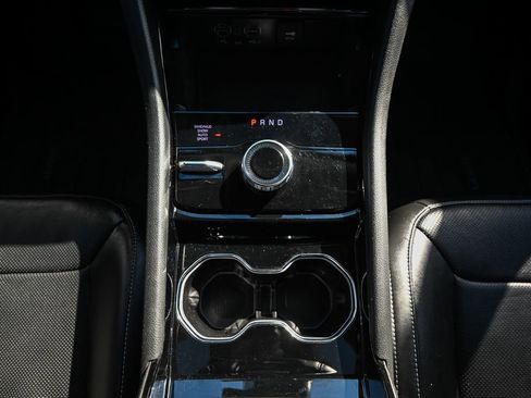 Used 2022 Jeep Grand Cherokee L Limited w/ Luxury Tech Group II image 37