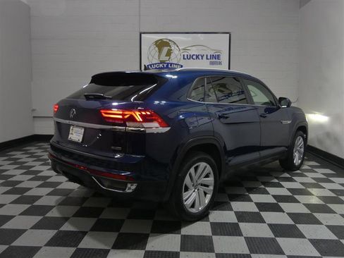 Used 2020 Volkswagen Atlas Cross Sport SE image 10