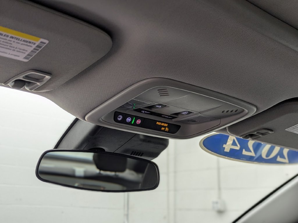 Used 2024 Chevrolet Malibu LT FWD image 29