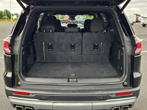 Used 2025 GMC Acadia Elevation FWD image 15