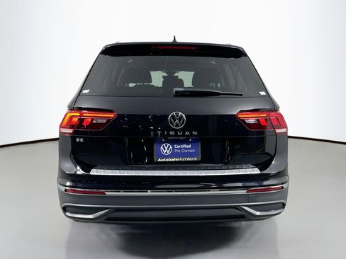 Used 2022 Volkswagen Tiguan SE w/ Panoramic Sunroof Package image 6