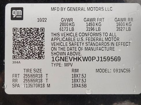 Used 2023 Chevrolet Traverse LT w/ Rear Camera Mirror Package image 29