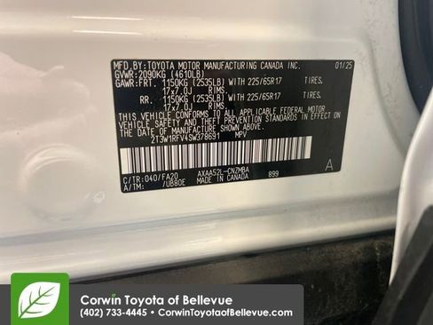 Used 2025 Toyota RAV4 XLE image 28