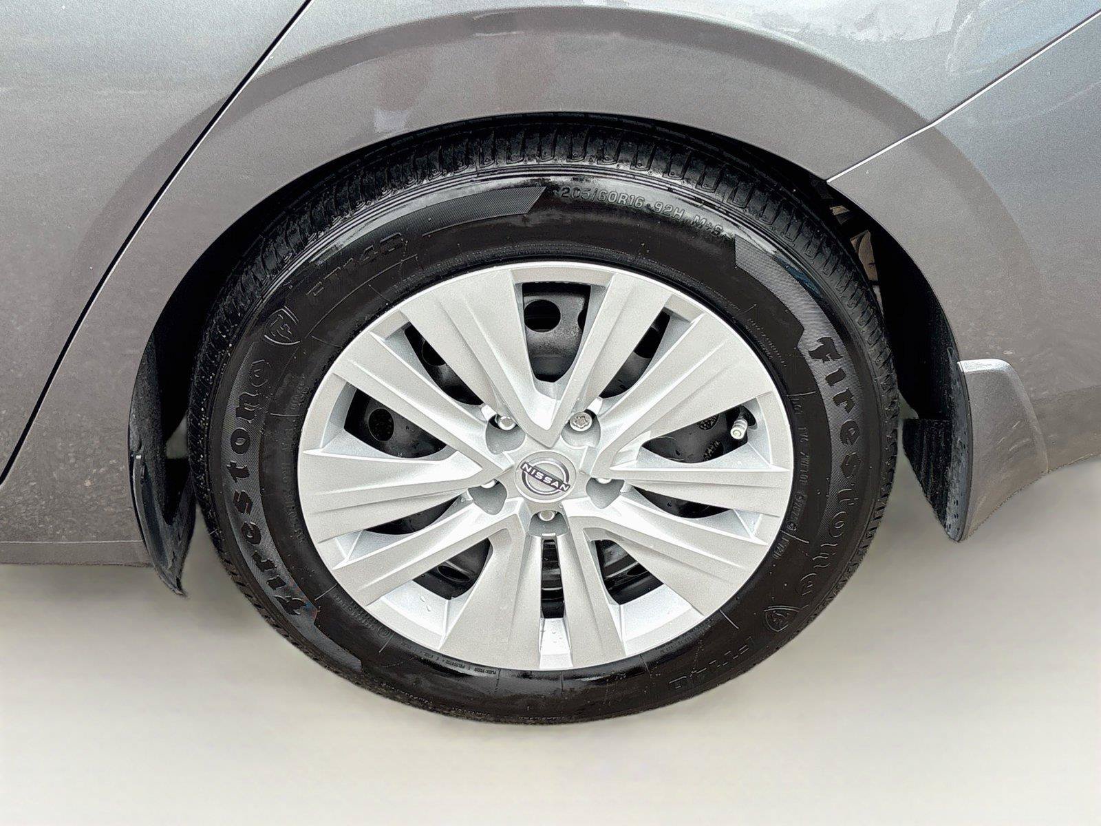 Used 2025 Nissan Sentra S FWD image 28
