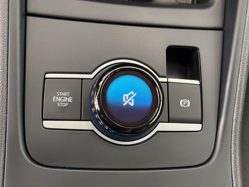 Certified 2026 Volkswagen Tiguan S FWD image 15