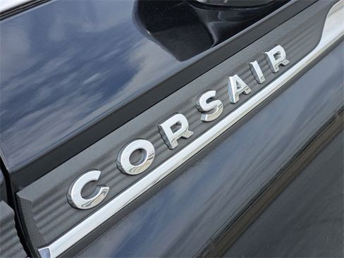 Certified 2022 Lincoln Corsair AWD w/ Equipment Group 101A image 12