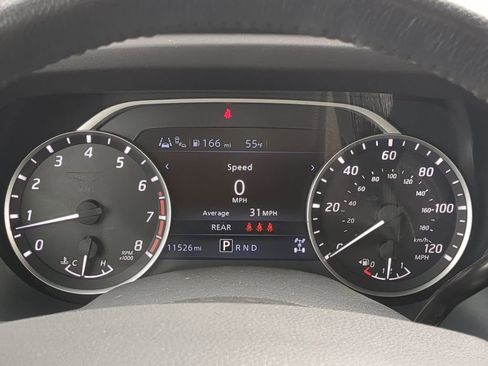 Used 2024 Nissan Titan SV w/ SV Convenience Package image 25