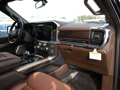 Used 2025 Ford F150 King Ranch w/ FX4 Off-Road Package image 17