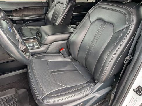 Used 2021 Ford Expedition Max Limited AWD/4WD image 34