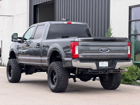Used 2019 Ford F250 XLT AWD/4WD image 3