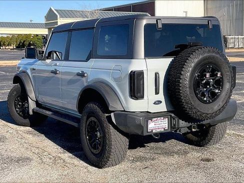 Used 2023 Ford Bronco Wildtrak image 4