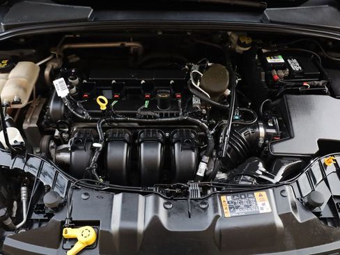 Used 2014 Ford Focus SE image 11