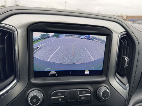 Used 2022 Chevrolet Silverado 1500 LT image 28