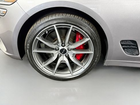 Used 2025 Genesis G70 2.5T RWD image 38