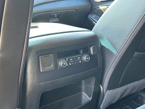 Used 2019 Chevrolet Tahoe LT w/ Luxury Package image 16