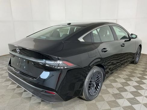 New 2026 Nissan Sentra SV w/ SV Convenience Package FWD image 6