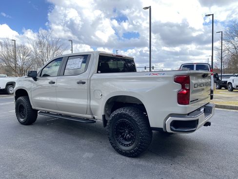 Used 2026 Chevrolet Silverado 1500 Custom w/ Turbomax Blackout Package image 7