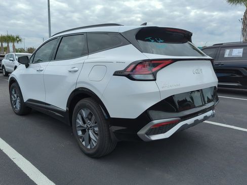 Certified 2025 Kia Sportage SX image 7