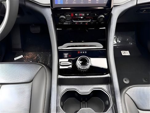 New 2025 Jeep Grand Cherokee L Limited w/ Luxury Tech Group II image 29