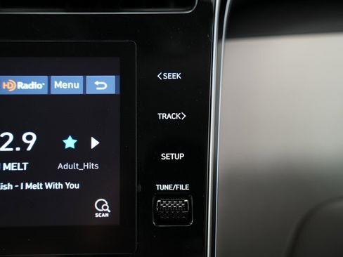 Used 2022 Hyundai Tucson SE image 24