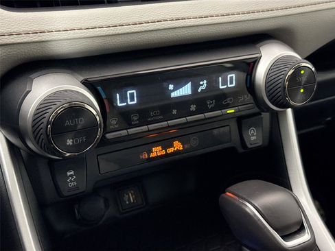 Certified 2025 Toyota RAV4 XLE Premium FWD image 25