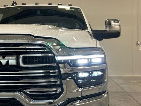 New 2025 RAM 2500 Laramie image 10