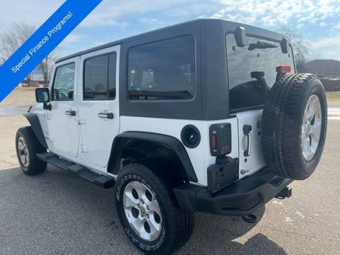 Used 2013 Jeep Wrangler Unlimited Sahara w/ Connectivity Group image 4