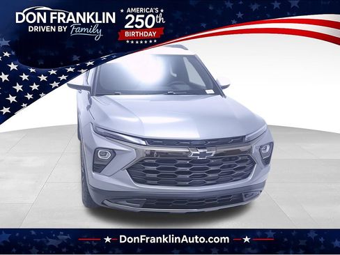 Used 2025 Chevrolet TrailBlazer ACTIV w/ Convenience Package AWD/4WD image 1