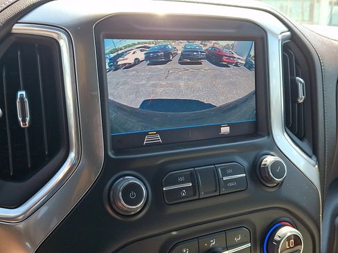 Used 2021 Chevrolet Silverado 1500 RST w/ Z71 Off-Road Package AWD/4WD image 17