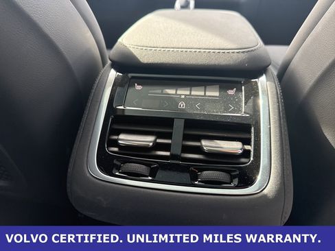 Certified 2025 Volvo XC90 B6 Plus image 16