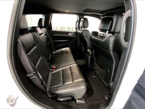 Used 2020 Jeep Grand Cherokee Limited RWD image 25