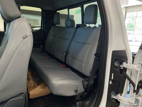 New 2025 Ford F550 4x4 SuperCab Super Duty image 13