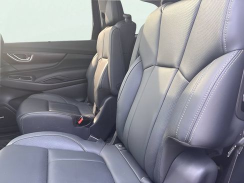 Used 2023 Subaru Ascent Touring AWD/4WD image 11