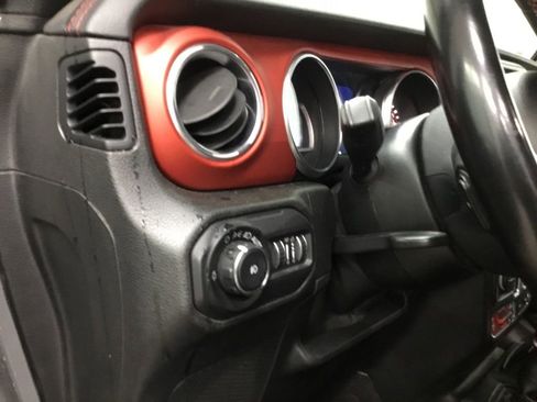 Used 2021 Jeep Wrangler Unlimited Rubicon AWD/4WD image 9