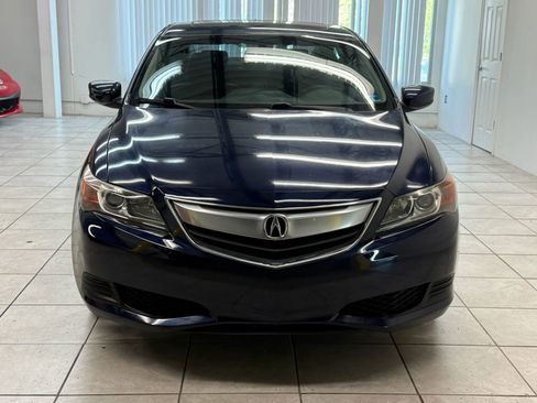 Used 2013 Acura ILX FWD image 2