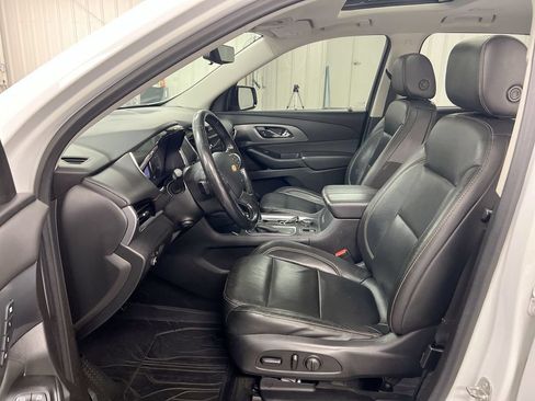 Used 2020 Chevrolet Traverse Premier w/ Redline Edition AWD/4WD image 21
