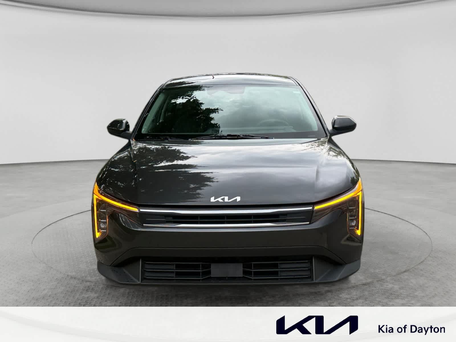 Used 2025 Kia K4 FWD image 2