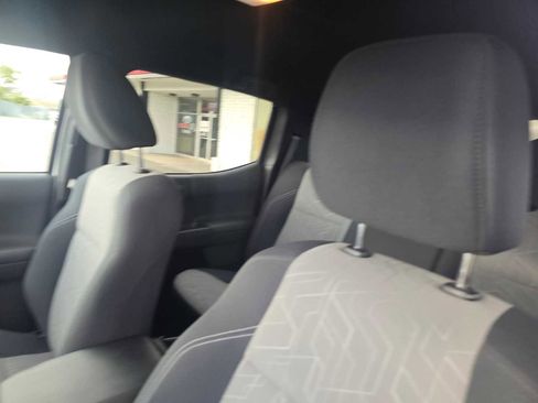 Used 2023 Toyota Tacoma TRD Sport image 23