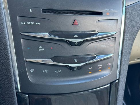 Used 2014 Lincoln MKS w/ Equipment Group 101A image 18