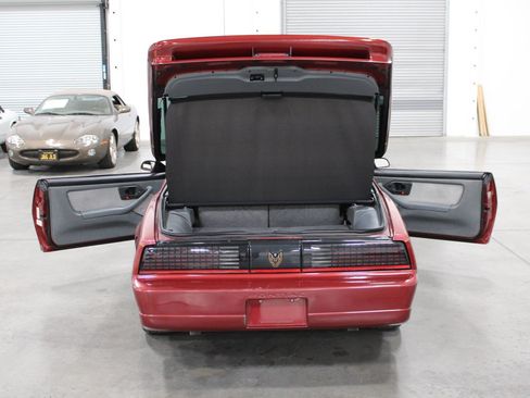 Used 1989 Pontiac Firebird Trans Am RWD image 30