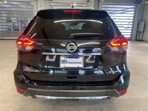 Used 2020 Nissan Rogue SV AWD/4WD image 6