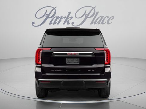 Used 2022 GMC Yukon SLT w/ SLT Premium Package AWD/4WD image 3