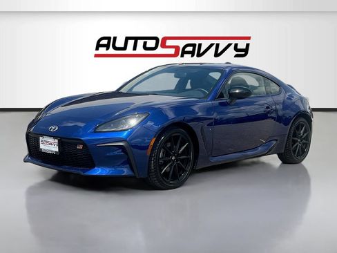 Used 2025 Toyota GR86 Premium w/ ALL Weather Mat Package (TMS) RWD image 3