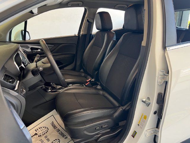 Used 2021 Buick Encore Preferred w/ Safety Package II AWD/4WD image 33