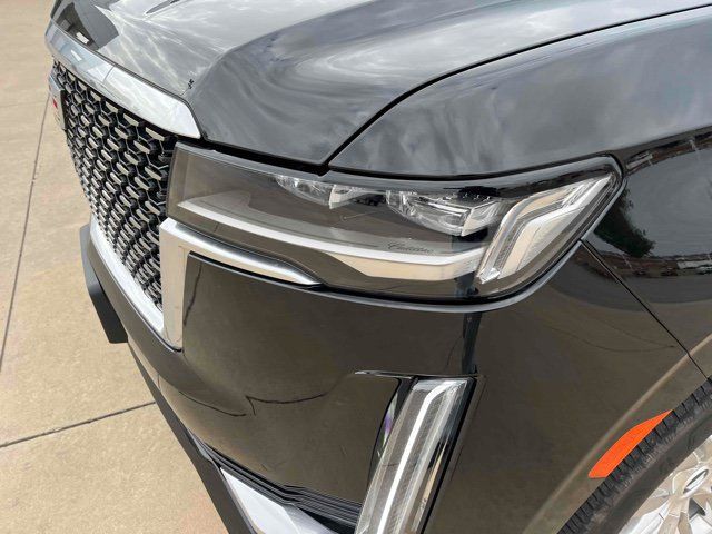 Used 2023 Cadillac Escalade Premium Luxury RWD image 9